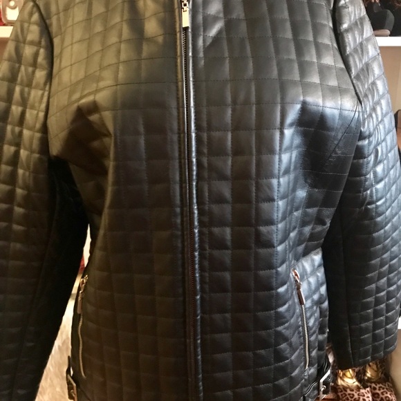 Pamela McCoy Collection Black Leather Jacket - Picture 4 of 8